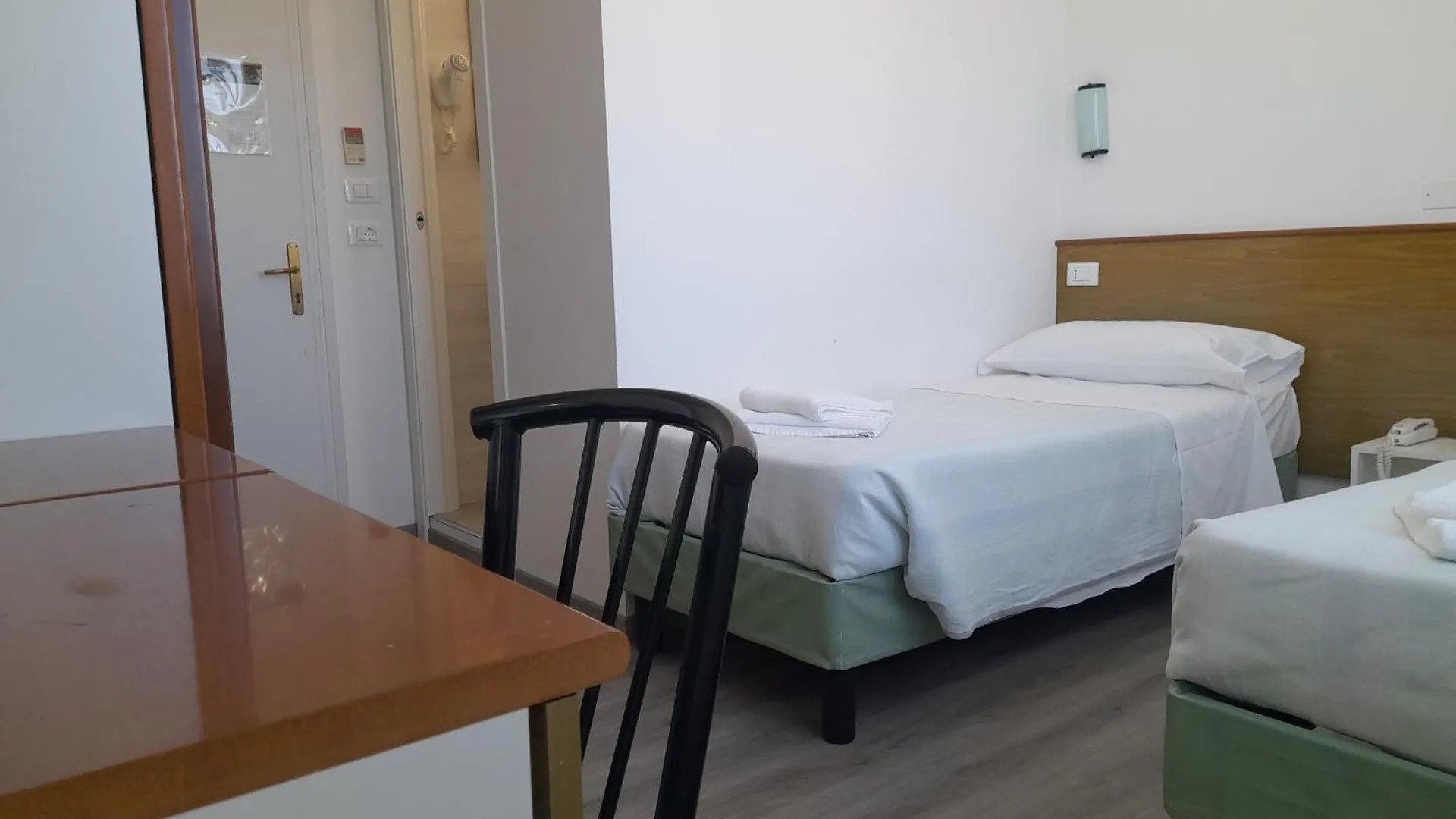 Hotel Otello Punta Marina İtalya