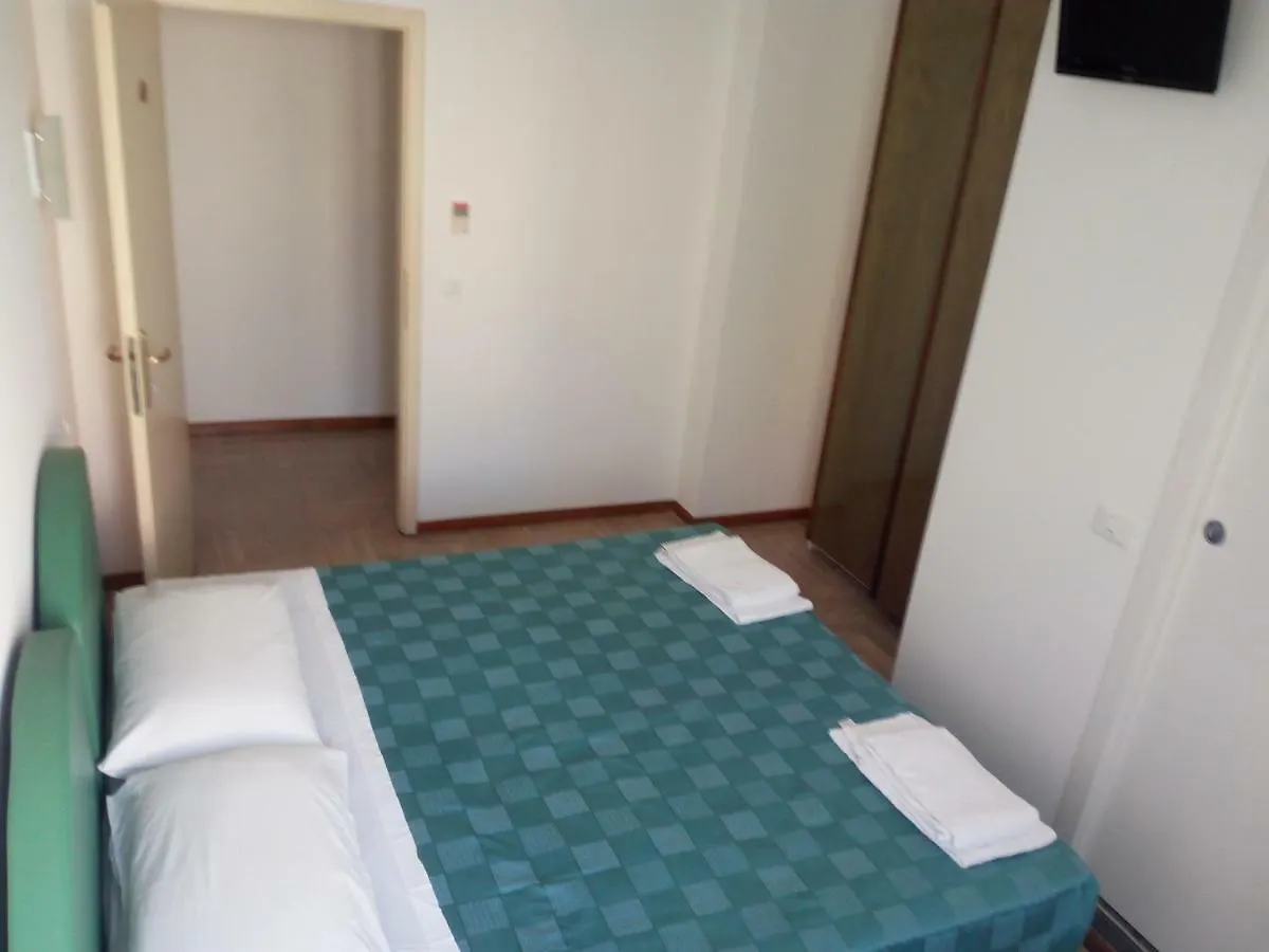 Hotel Otello Punta Marina 3*,